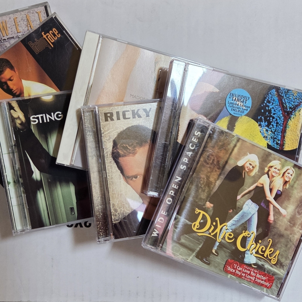 CDs - Assorted Music / Country, Pop, Rock, Latin, Soul, etc.